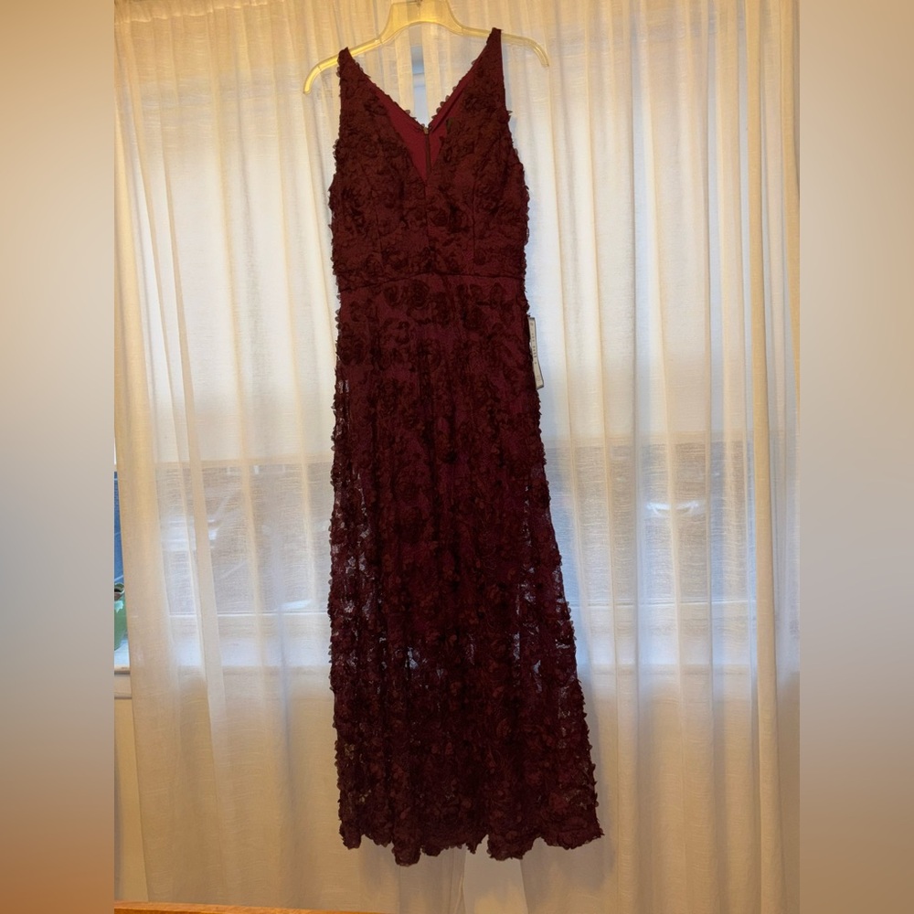 ♥️ XSCAPE Macy's Deep Red Lace Fabric